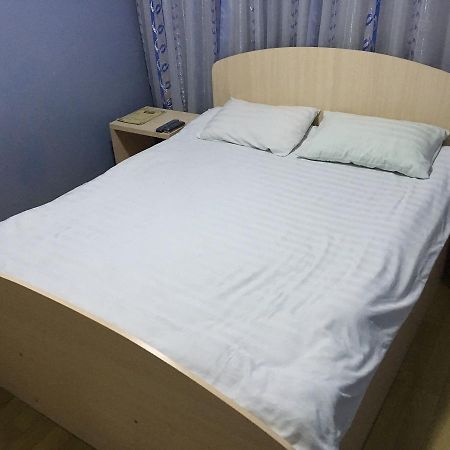 Hostel Ekonom Karagandy Extérieur photo