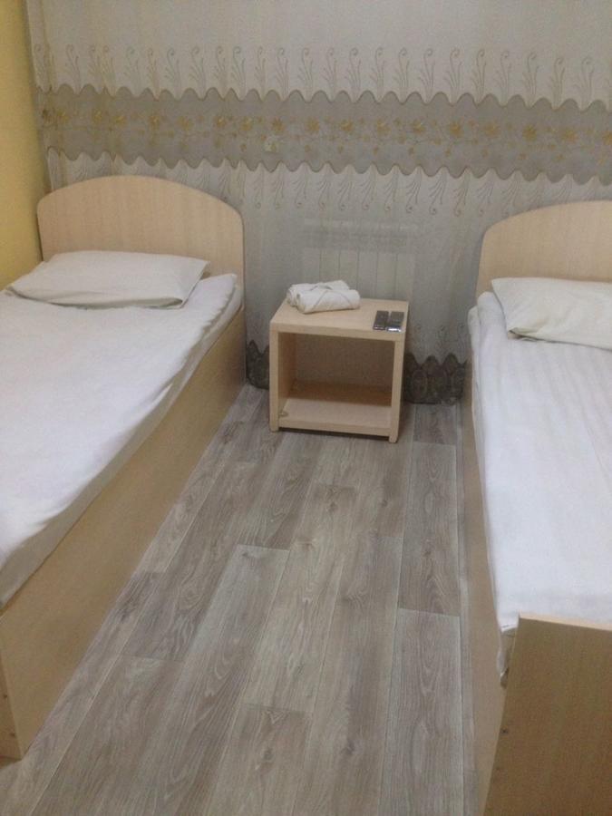 Hostel Ekonom Karagandy Extérieur photo